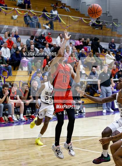 Thumbnail 1 in Fort Wayne Bishop Luers @ New Haven photogallery.