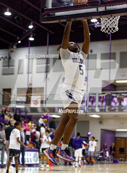 Thumbnail 3 in Fort Wayne Bishop Luers @ New Haven photogallery.