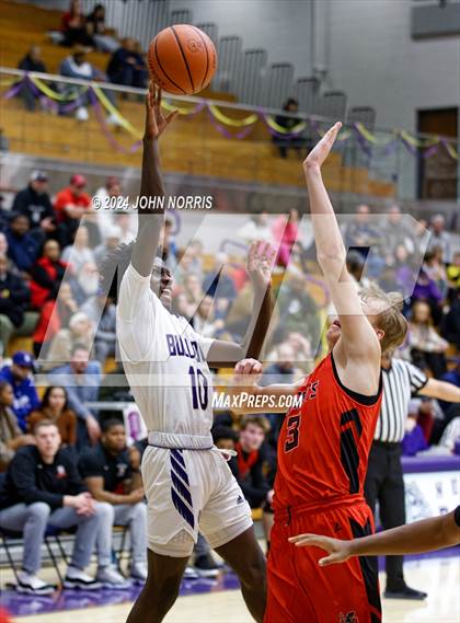 Thumbnail 2 in Fort Wayne Bishop Luers @ New Haven photogallery.