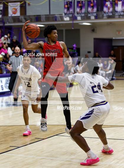 Thumbnail 1 in Fort Wayne Bishop Luers @ New Haven photogallery.