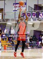 Photo from the gallery "Fort Wayne Bishop Luers @ New Haven"