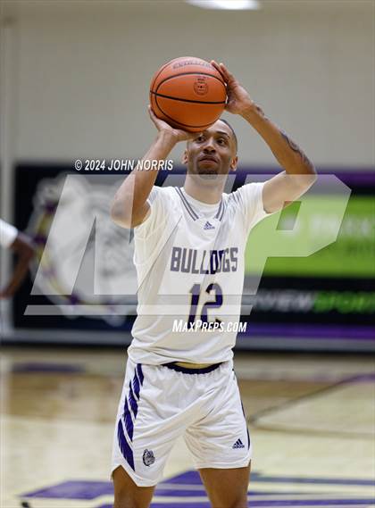 Thumbnail 3 in Fort Wayne Bishop Luers @ New Haven photogallery.