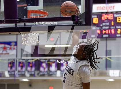 Thumbnail 3 in Fort Wayne Bishop Luers @ New Haven photogallery.