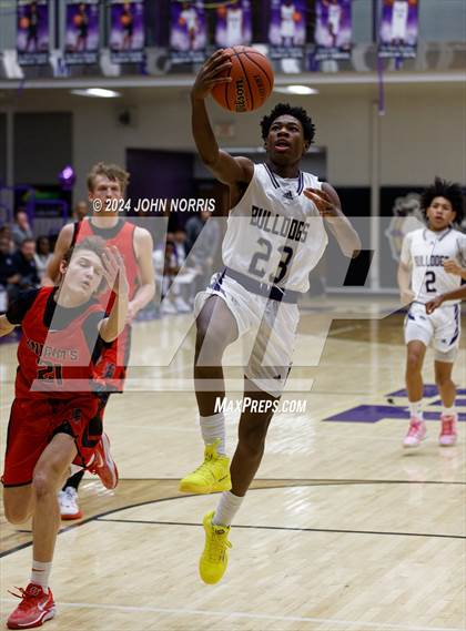 Thumbnail 2 in Fort Wayne Bishop Luers @ New Haven photogallery.