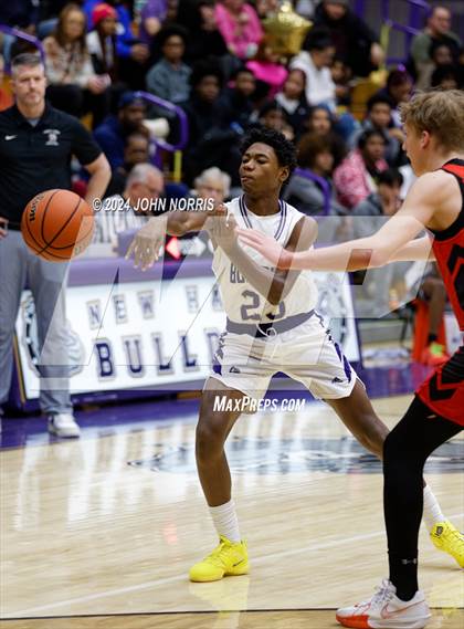 Thumbnail 2 in Fort Wayne Bishop Luers @ New Haven photogallery.