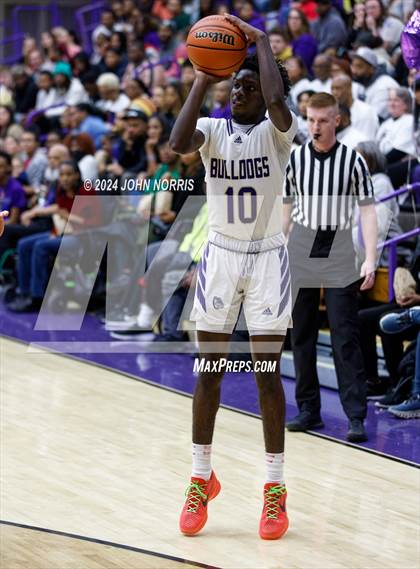 Thumbnail 2 in Fort Wayne Bishop Luers @ New Haven photogallery.