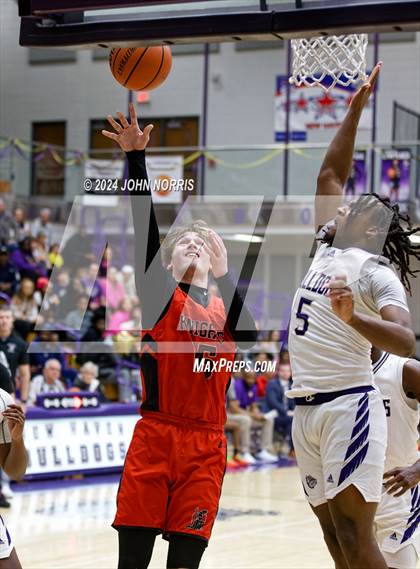 Thumbnail 3 in Fort Wayne Bishop Luers @ New Haven photogallery.
