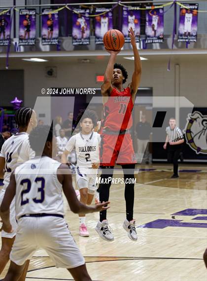 Thumbnail 2 in Fort Wayne Bishop Luers @ New Haven photogallery.