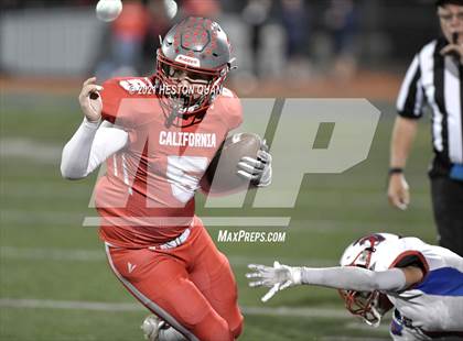 Thumbnail 2 in Faith Baptist @ California School for the Deaf-Riverside (CIF-SS D2 8-Man Final) photogallery.