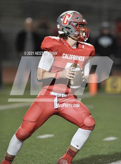 Thumbnail 2 in Faith Baptist @ California School for the Deaf-Riverside (CIF-SS D2 8-Man Final) photogallery.