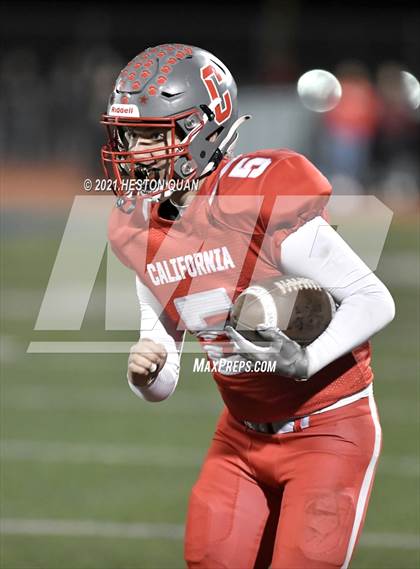 Thumbnail 3 in Faith Baptist @ California School for the Deaf-Riverside (CIF-SS D2 8-Man Final) photogallery.