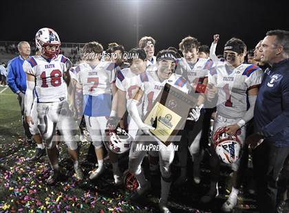 Thumbnail 2 in Faith Baptist @ California School for the Deaf-Riverside (CIF-SS D2 8-Man Final) photogallery.