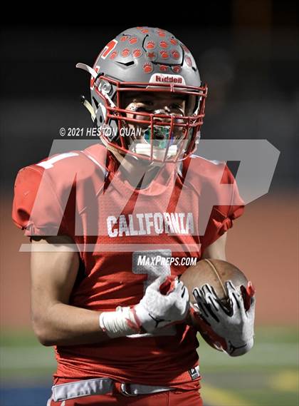 Thumbnail 1 in Faith Baptist @ California School for the Deaf-Riverside (CIF-SS D2 8-Man Final) photogallery.