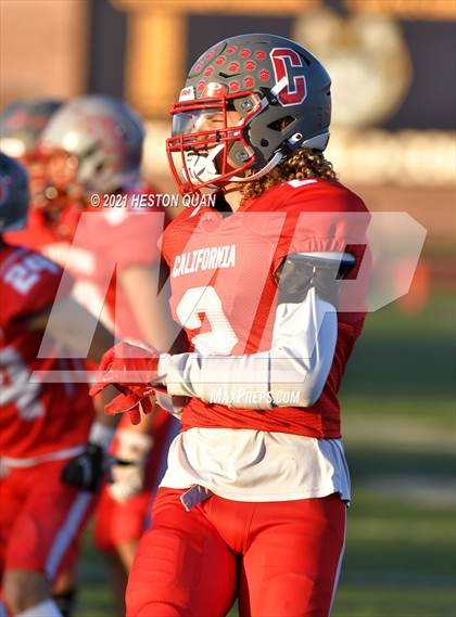 Thumbnail 2 in Faith Baptist @ California School for the Deaf-Riverside (CIF-SS D2 8-Man Final) photogallery.