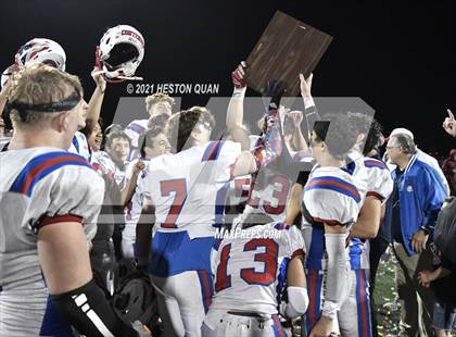 Thumbnail 2 in Faith Baptist @ California School for the Deaf-Riverside (CIF-SS D2 8-Man Final) photogallery.