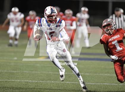 Thumbnail 1 in Faith Baptist @ California School for the Deaf-Riverside (CIF-SS D2 8-Man Final) photogallery.