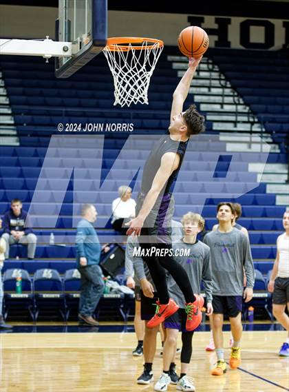 Thumbnail 2 in Leo @ Norwell photogallery.
