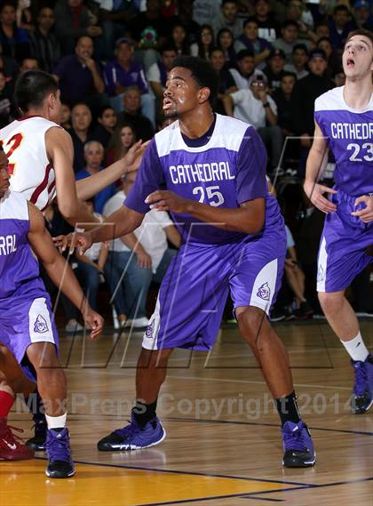 Thumbnail 3 in Cantwell-Sacred Heart vs. Cathedral  photogallery.