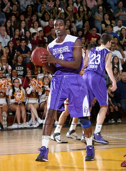 Thumbnail 3 in Cantwell-Sacred Heart vs. Cathedral  photogallery.