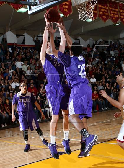 Thumbnail 3 in Cantwell-Sacred Heart vs. Cathedral  photogallery.