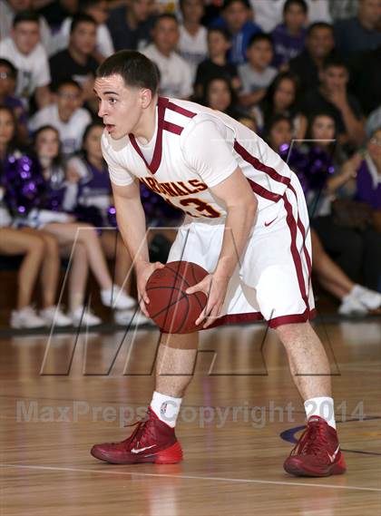 Thumbnail 2 in Cantwell-Sacred Heart vs. Cathedral  photogallery.