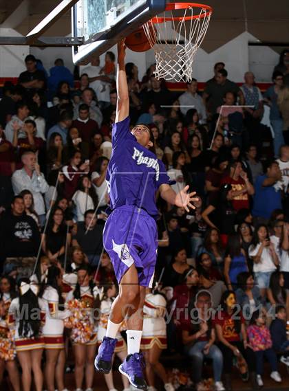 Thumbnail 2 in Cantwell-Sacred Heart vs. Cathedral  photogallery.