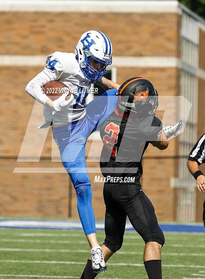 Thumbnail 1 in Ryle @ Highlands photogallery.