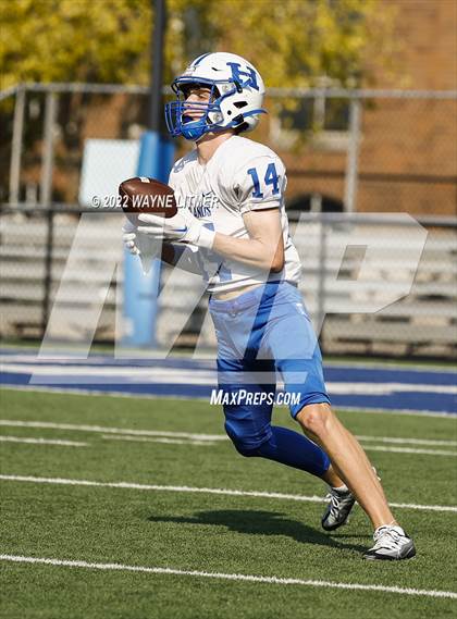 Thumbnail 2 in Ryle @ Highlands photogallery.