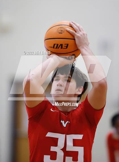 Thumbnail 1 in Washington vs  St. Anne-Pacelli (Lemon Street Classic) photogallery.