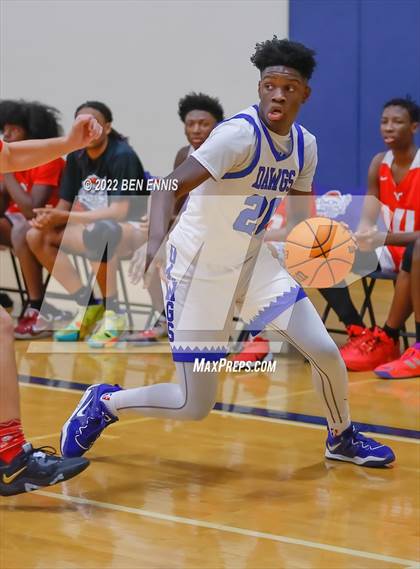 Thumbnail 1 in Washington vs  St. Anne-Pacelli (Lemon Street Classic) photogallery.