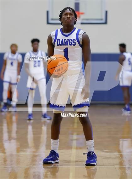 Thumbnail 1 in Washington vs  St. Anne-Pacelli (Lemon Street Classic) photogallery.