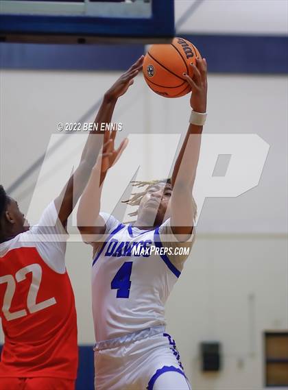 Thumbnail 2 in Washington vs  St. Anne-Pacelli (Lemon Street Classic) photogallery.