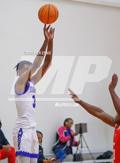 Thumbnail 3 in Washington vs  St. Anne-Pacelli (Lemon Street Classic) photogallery.