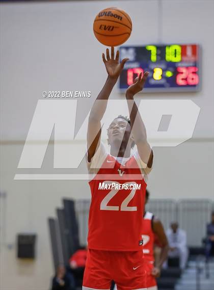 Thumbnail 1 in Washington vs  St. Anne-Pacelli (Lemon Street Classic) photogallery.
