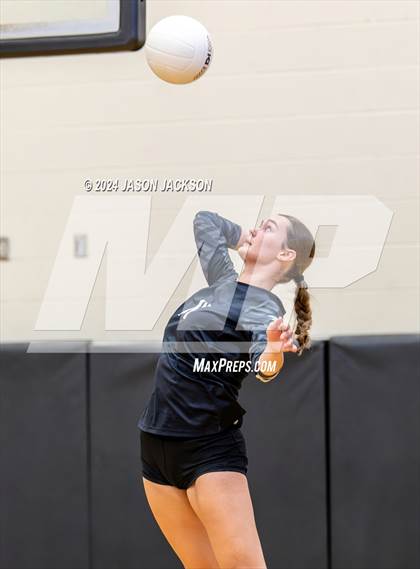 Thumbnail 1 in Richmond @ Pinecrest photogallery.