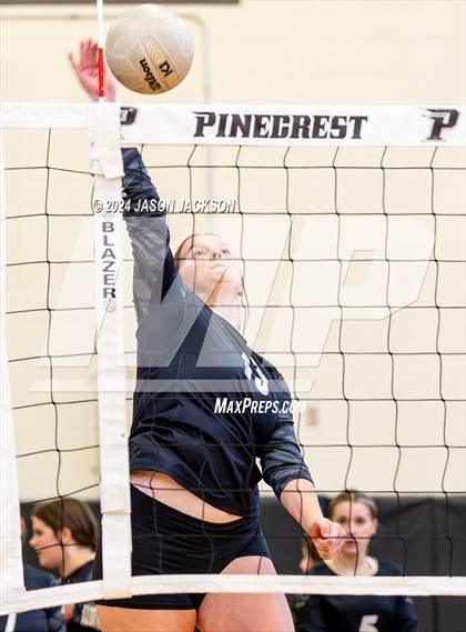 Thumbnail 2 in Richmond @ Pinecrest photogallery.