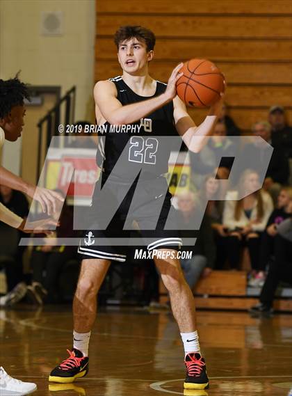 Thumbnail 3 in Lake Oswego vs. Bishop Gorman (Les Schwab Invitational) photogallery.