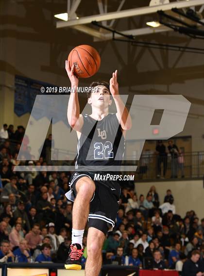 Thumbnail 3 in Lake Oswego vs. Bishop Gorman (Les Schwab Invitational) photogallery.