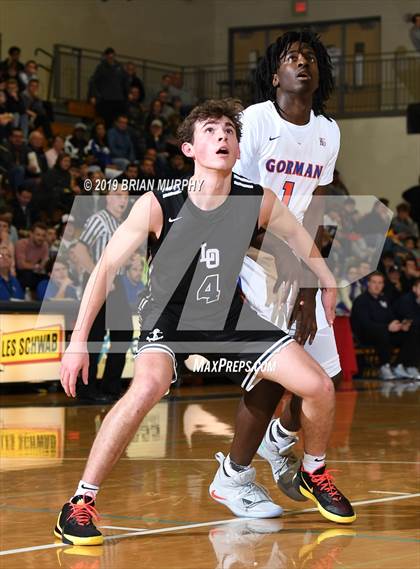 Thumbnail 1 in Lake Oswego vs. Bishop Gorman (Les Schwab Invitational) photogallery.