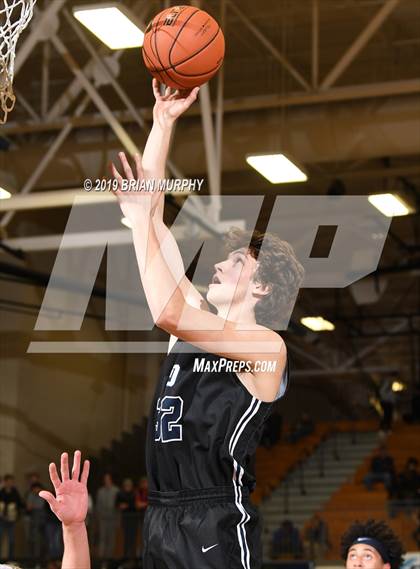 Thumbnail 1 in Lake Oswego vs. Bishop Gorman (Les Schwab Invitational) photogallery.