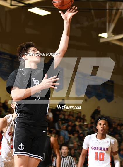Thumbnail 1 in Lake Oswego vs. Bishop Gorman (Les Schwab Invitational) photogallery.