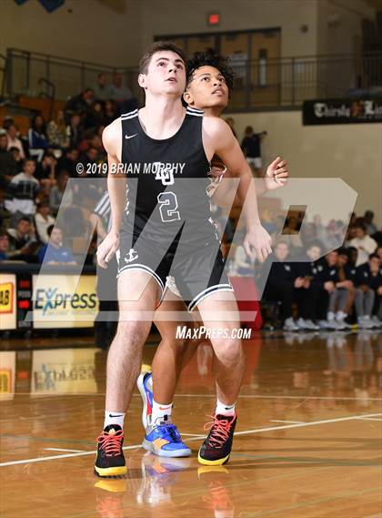 Thumbnail 3 in Lake Oswego vs. Bishop Gorman (Les Schwab Invitational) photogallery.