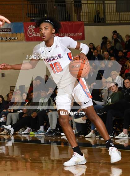 Thumbnail 2 in Lake Oswego vs. Bishop Gorman (Les Schwab Invitational) photogallery.