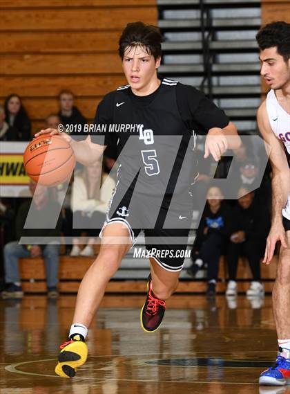 Thumbnail 2 in Lake Oswego vs. Bishop Gorman (Les Schwab Invitational) photogallery.