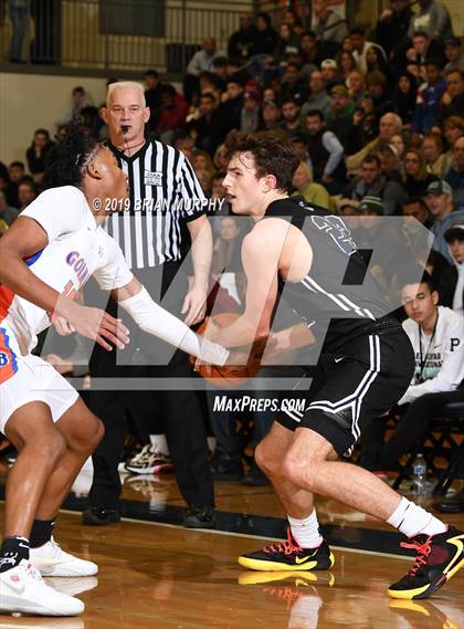 Thumbnail 3 in Lake Oswego vs. Bishop Gorman (Les Schwab Invitational) photogallery.