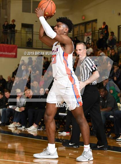 Thumbnail 1 in Lake Oswego vs. Bishop Gorman (Les Schwab Invitational) photogallery.