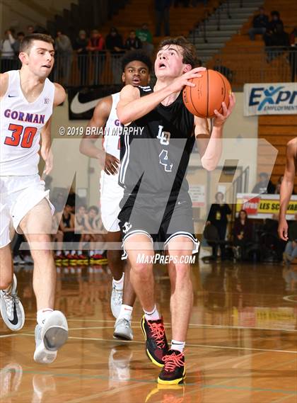 Thumbnail 2 in Lake Oswego vs. Bishop Gorman (Les Schwab Invitational) photogallery.