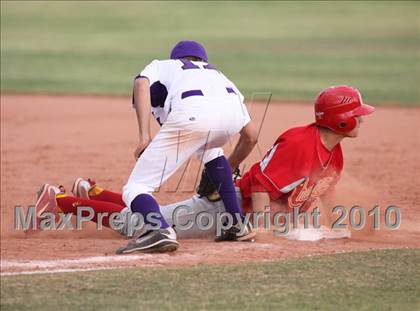 Thumbnail 1 in Chaparral @ North Canyon photogallery.