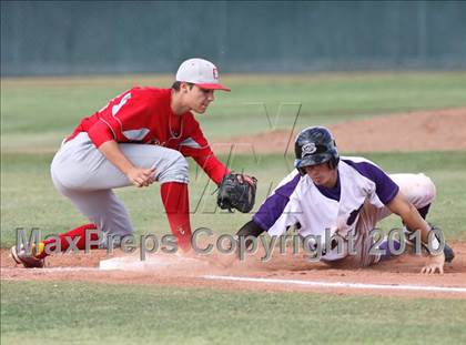 Thumbnail 1 in Chaparral @ North Canyon photogallery.