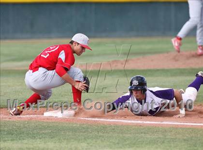 Thumbnail 1 in Chaparral @ North Canyon photogallery.